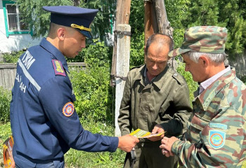 Мобильные группы обеспечивают пожарную безопасность в ВКО