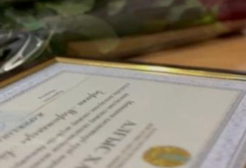 2637 медицина қызметкері кәсіби мереке құрметіне марапатталды