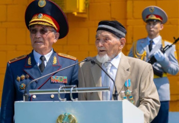 Ветеран ВОВ и ОВД отметил вековой юбилей в Усть-Каменогорске