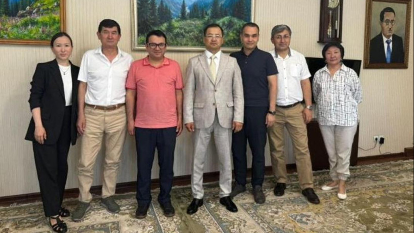  Жетісу облысының әкімдігі 