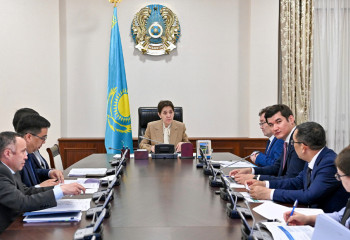 Үкіметте көлік және қаржы саласындағы мамандарды даярлау мәселесі талқыланды