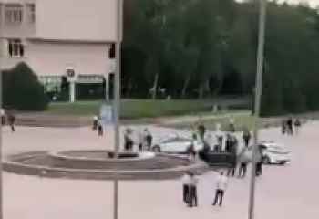 Молодой человек решил искупаться в фонтане  КазНУ имени Аль-Фараби в Алматы и погиб