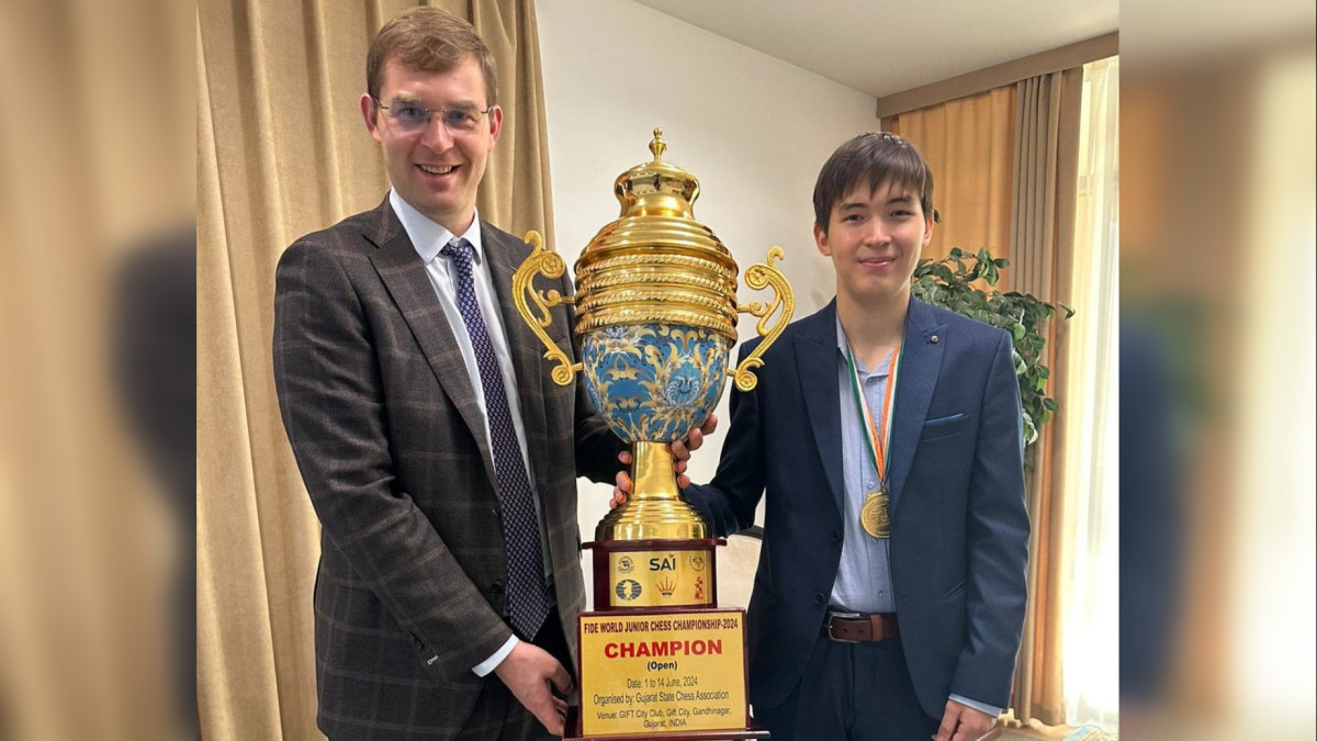  ©Facebook/Дармен Садвакасов 