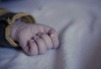 Астанада күтуші 2 жасар баланы өлтірді деген күдікке ілінді