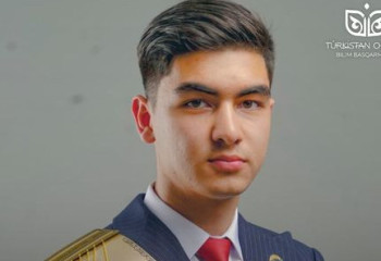 Түркістандық оқушы әлемнің 40 университетіне шақырту алды