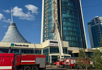 «Rixos Khan Shatyr Residences» ғимаратынан шыққан өрт сөндірілді - фоторепортаж
