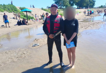 Тонущую девочку спасли в Семее