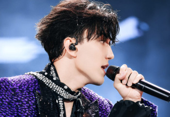 8 лет вместе: китайская команда Димаша о совместной работе и образах на концерте в Стамбуле