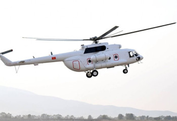 Президент Кыргызстана извинился за использование его племянницей вертолета МЧС