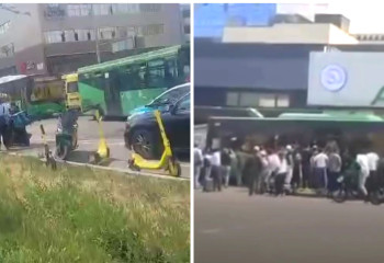 В аварии с автобусом в Алматы пострадали 25 человек, один скончался до приезда скорой помощи