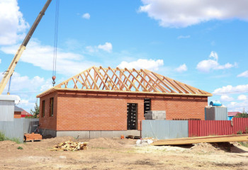 Свыше 400 домов возводят в ЗКО для пострадавших от паводков