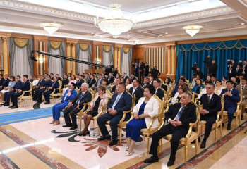 Еліміздегі әрбір шаңырақ қазақ отбасының үлгісіне айналуы керек – президент