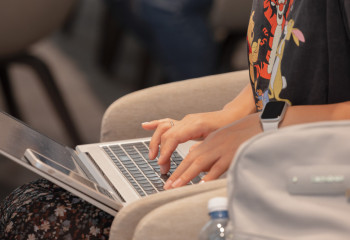 Токаев: в Казахстане действуют сотни независимых СМИ и медиаресурсов