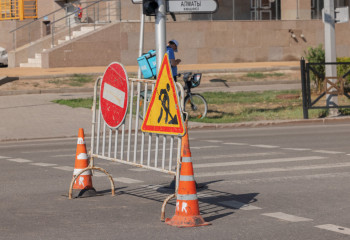 В Астане частично закрыто пересечение Сарыарка/Богенбай батыра