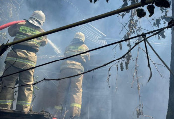 В Алматы загорелось кафе
