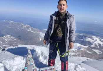 Металлург из Аксу рассказал, зачем он покоряет горы