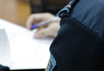 Полицейский оставил предсмертную записку и застрелился в Павлодарской области