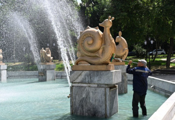 Алматыда бір апта ішінде 60 субұрқақ тазартылды