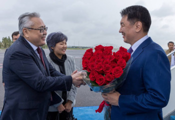 Mongolian President arrives in Astana for SCO summit