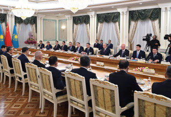 Kassym-Jomart Tokayev and Xi Jinping hold talks in expanded format