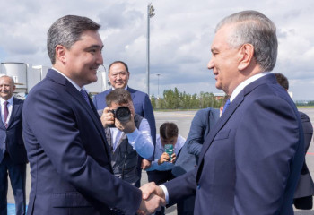 В Астану прибыл Шавкат Мирзиёев для участия в саммите ШОС