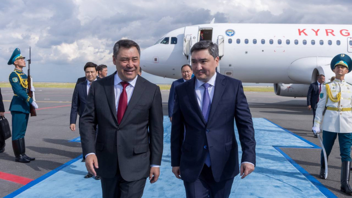 Қырғызстан президенті Садыр Жапаров Астанаға келді