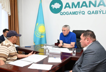 Мәжілісмен Жетісу тұрғындарының өтініштерін бақылауға алды