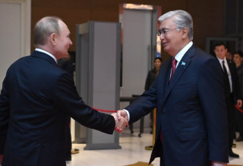 Тоқаев Путинмен кездесу өткізді