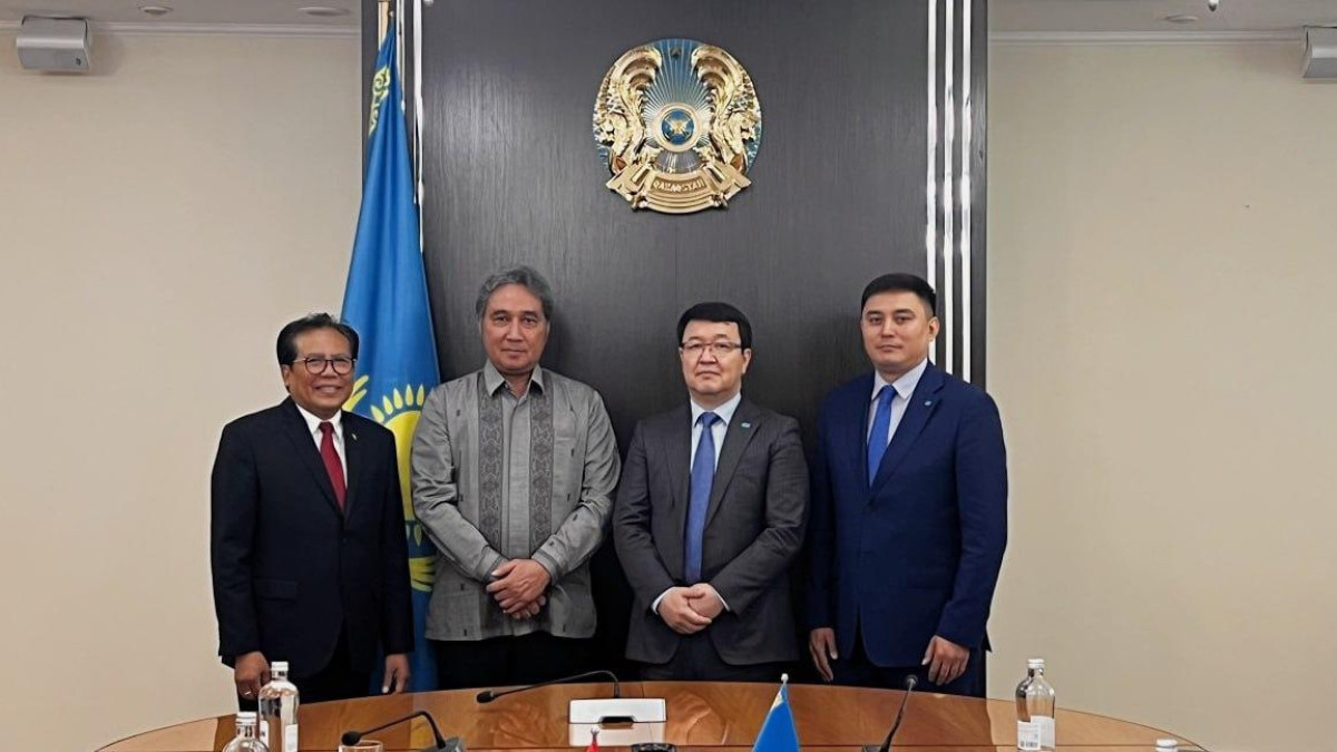 Prospects for cultural exchange between Kazakhstan and Indonesia discussed in Ministry of Culture and Information