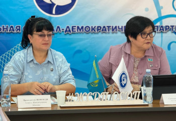 Депутаттар өңірлердегі әлеуметтік қызмет көрсету мәселелерін бақылауға алды