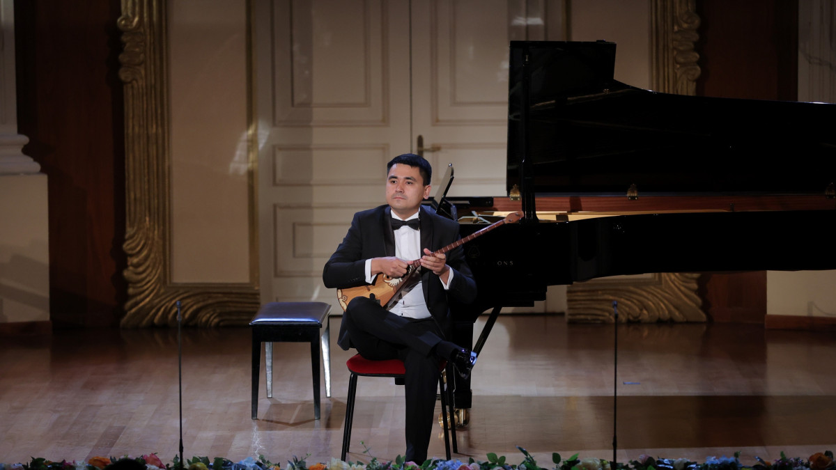  astanaopera.kz 