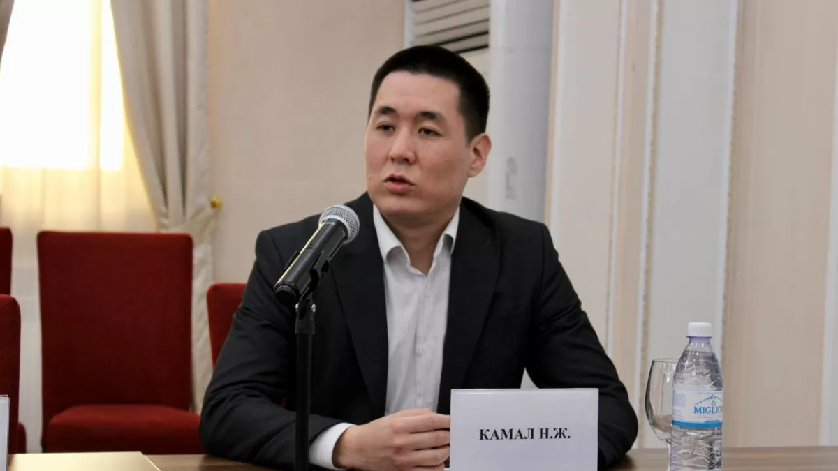  из личного архива Нуралы Камала 