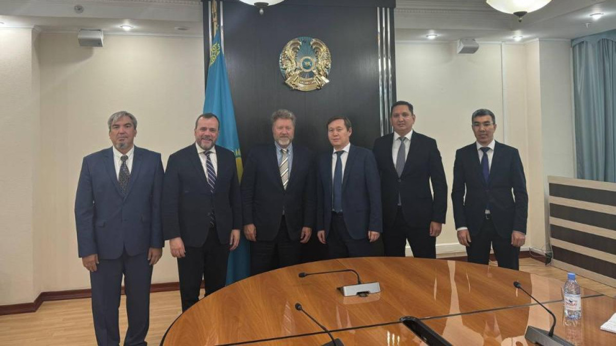  Мәдениет және ақпарат министрлігінің баспасөз қызметі 