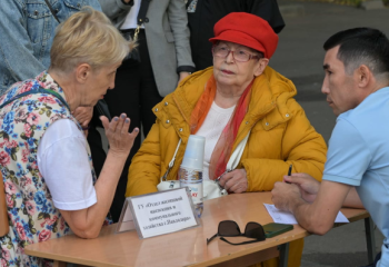 Единый день приема граждан под открытым небом провели в Павлодарской области