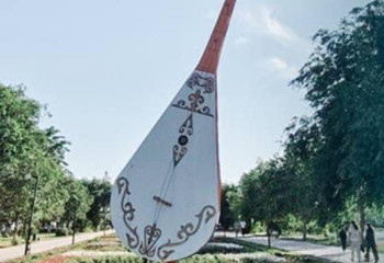 Домбыраның құрметіне орнатылған 10 ескерткіш