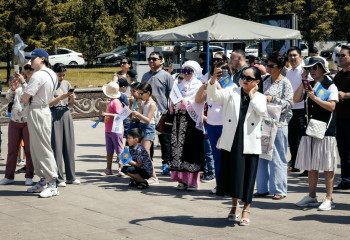 Астана күні: Елордалықтар мерекемен құттықтап, пікір білдірді