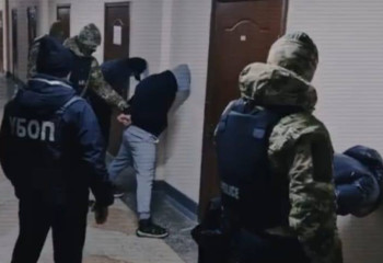 В Улытау арестовали вымогателей денег у студентов