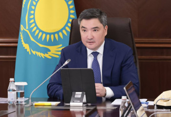 Олжас Бектенов поручил снизить коррупционные риски при строительстве дорог