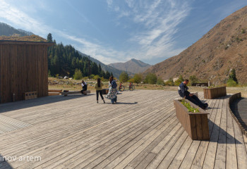 Vice Minister of Tourism and Sports tells foreign media about tourist places in Kazakhstan