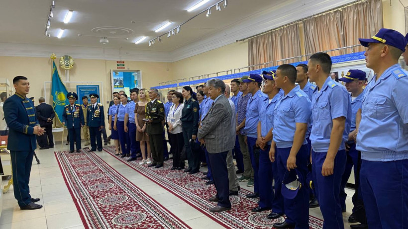  Қорғаныс министрлігі 