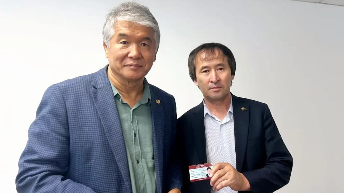  muratkhanshokan/instagram 