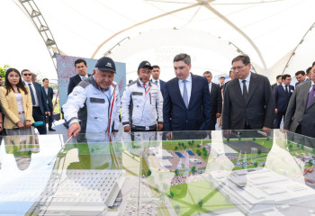 Олжас Бектенов кәсіпорындарды аралап, өндірісті локализациялауды тереңдетуді тапсырды