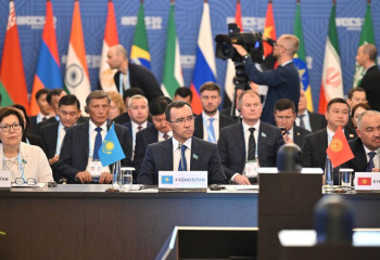 Маулен Ашимбаев участвовал в парламентском форуме стран БРИКС