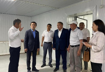 Мәжіліс депутаты Абай облысы тұрғындарының мәселелерін тыңдады