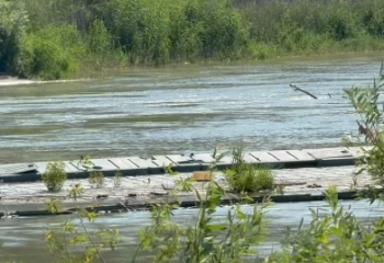 Павлодар облысында понтон көпірі суға батып кетті