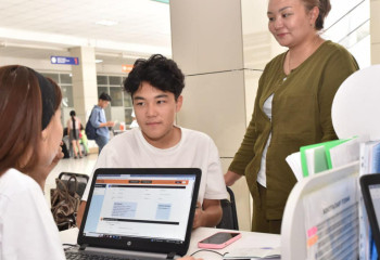 Около 50 обращений поступает в виртуальные приемные комиссии каждый день