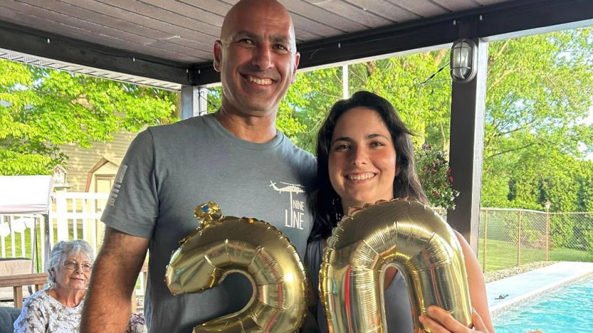  Facebook / Allyson Comperatore 