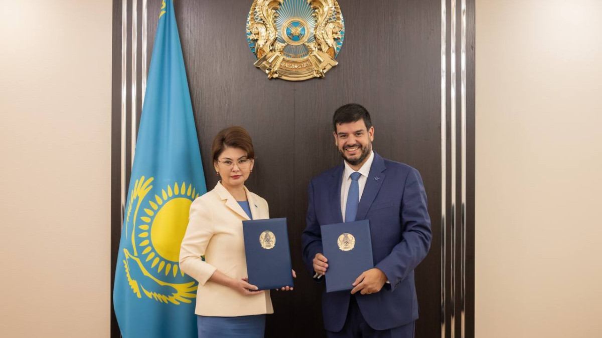  Мәдениет және ақпарат министрлігі 