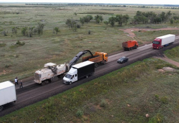 Көлік министрі еліміздегі ең нашар жолды көлікпен жүріп өтті