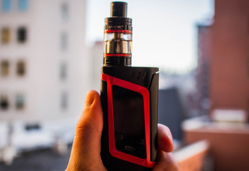 Алматы полициясы 8 мың вейпті тәркіледі